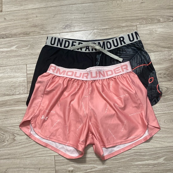 Bundle of two Under Armour athletic shorts - Picture 1 of 5